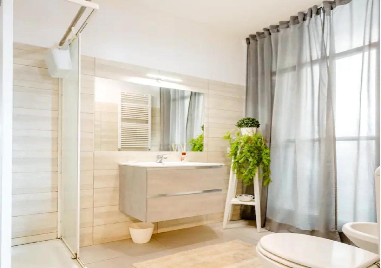"Vacanze Romane" Stazione Tiburtina, Appartamento Tre Camere Da Letto 5 Posti Letto Exteriör bild