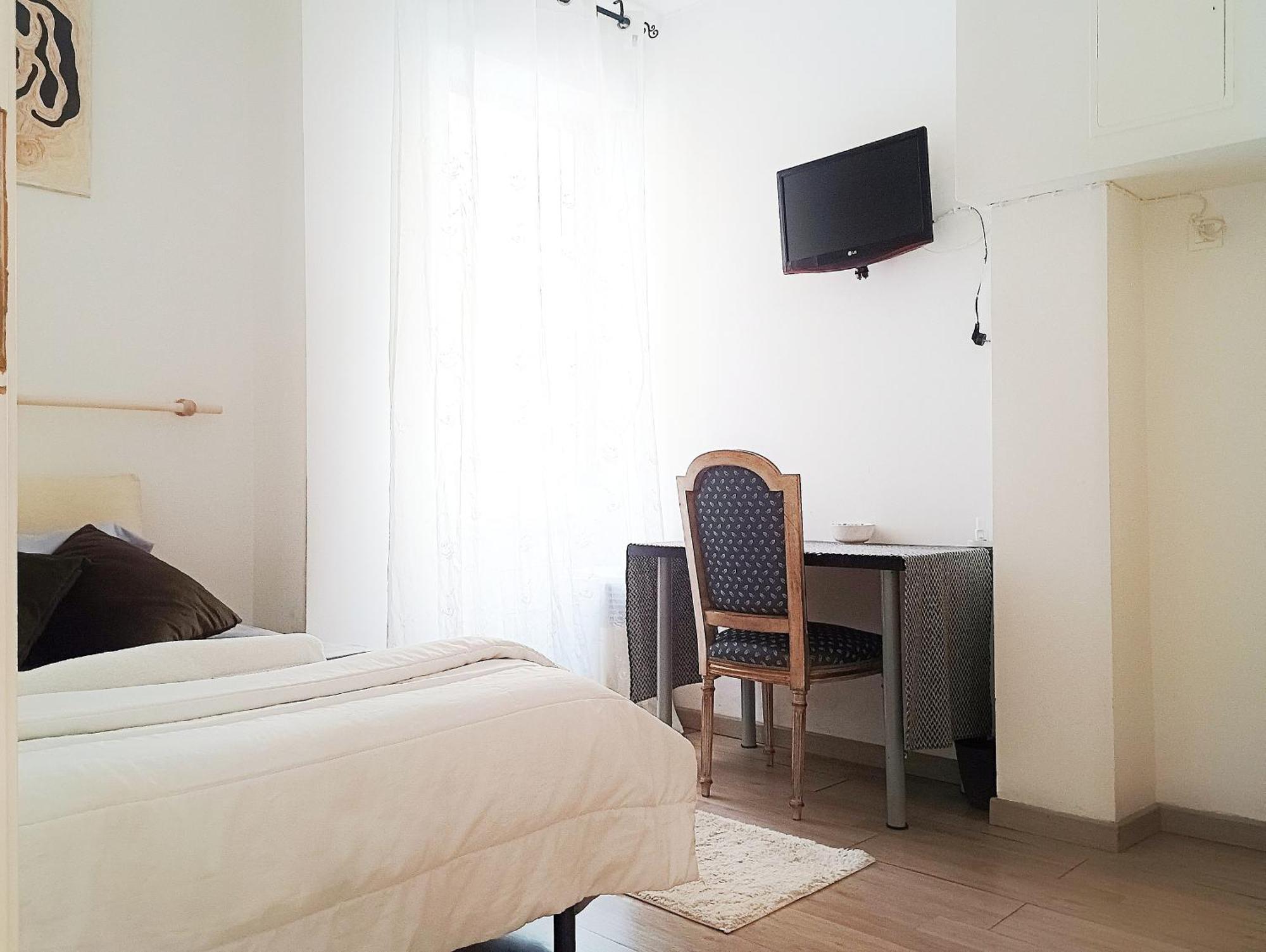 "Vacanze Romane" Stazione Tiburtina, Appartamento Tre Camere Da Letto 5 Posti Letto Exteriör bild