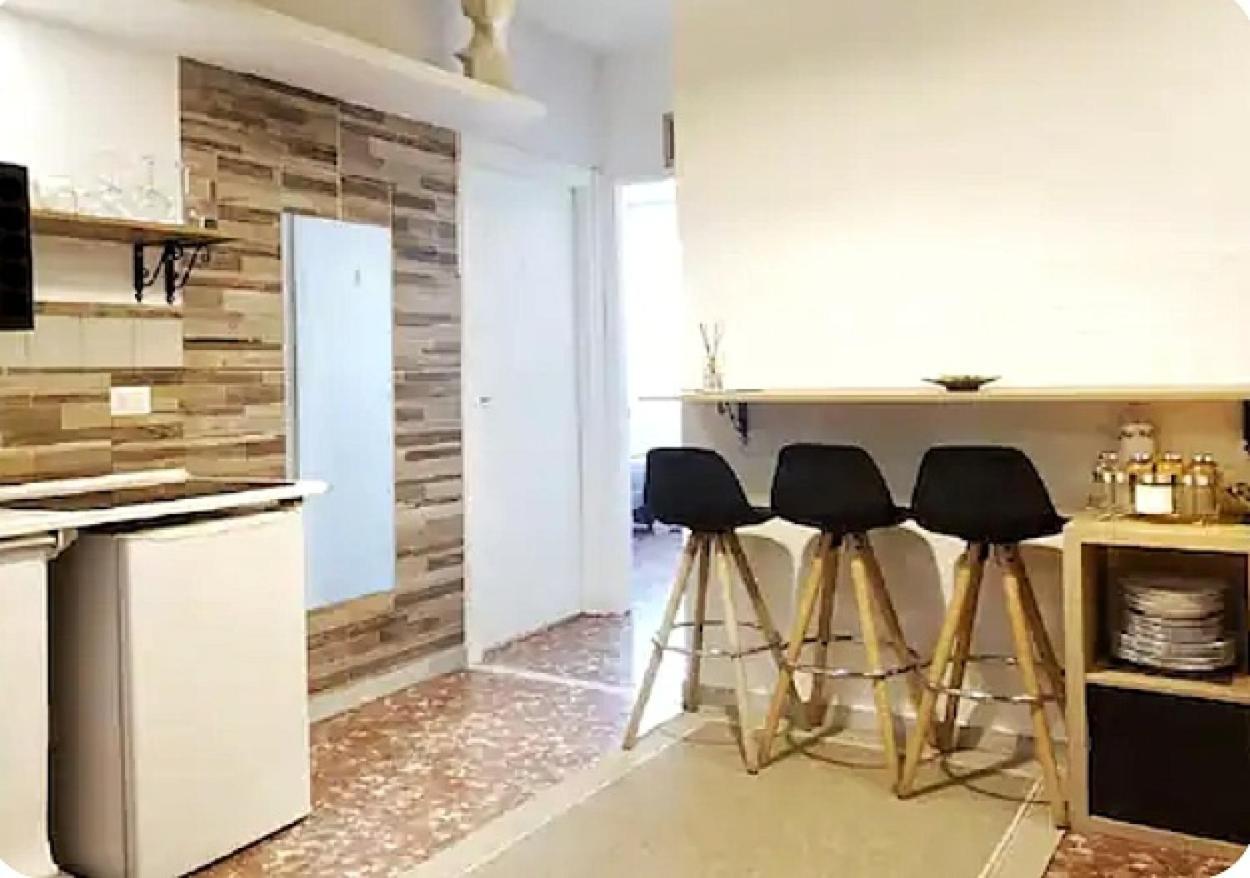 "Vacanze Romane" Stazione Tiburtina, Appartamento Tre Camere Da Letto 5 Posti Letto Exteriör bild