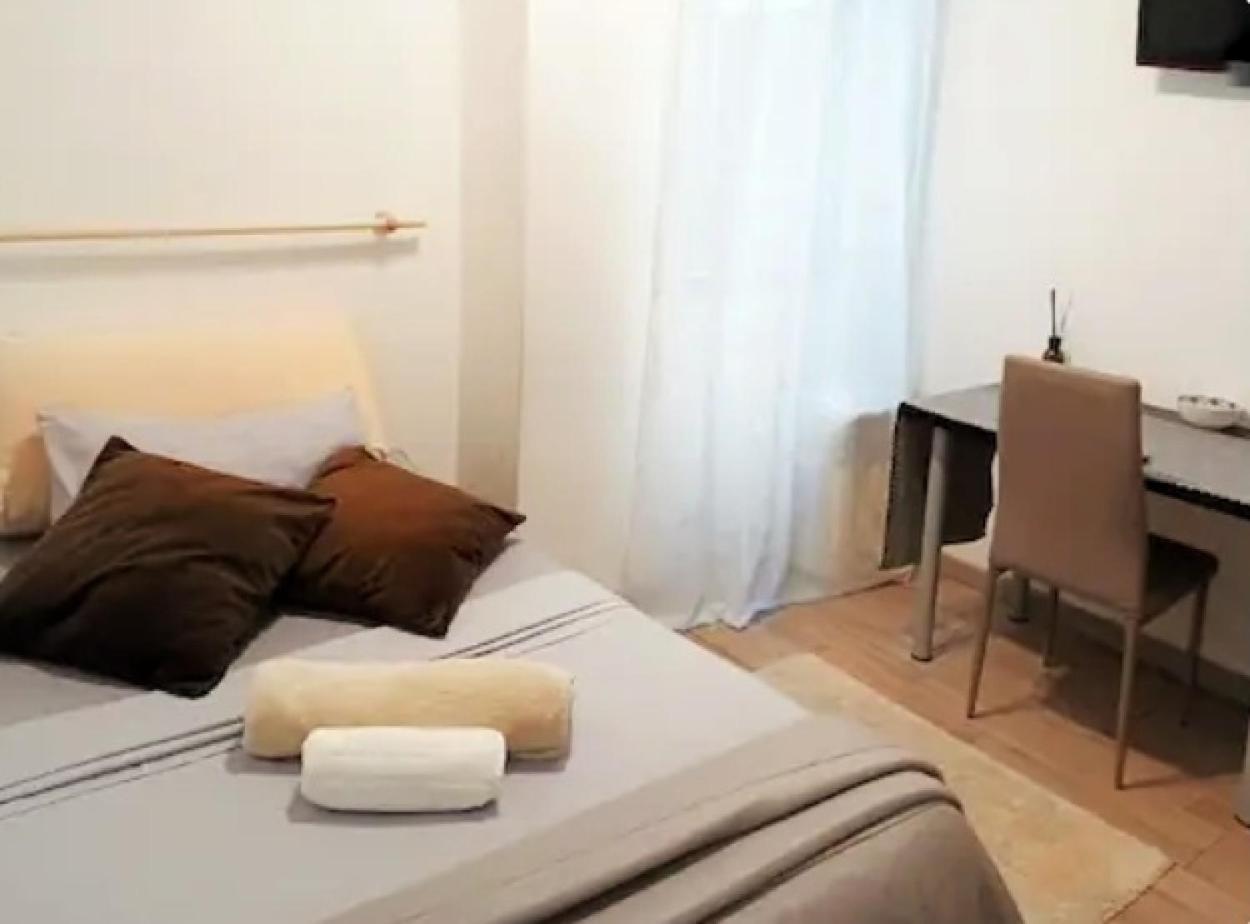 "Vacanze Romane" Stazione Tiburtina, Appartamento Tre Camere Da Letto 5 Posti Letto Exteriör bild